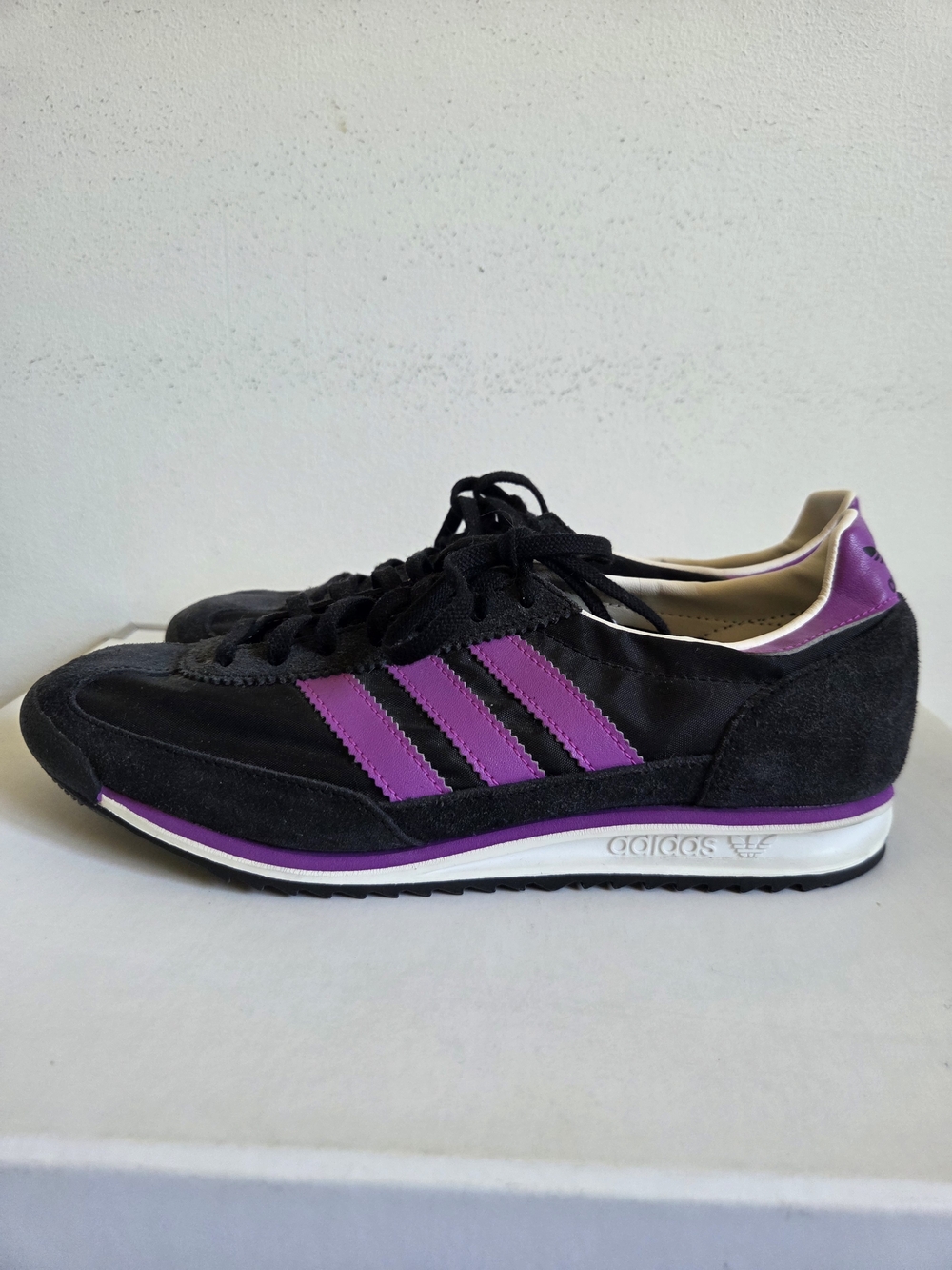 Adidas Womens SL 72 W Comfortable Lace Up Shoes Black And Purple Sz 8.5